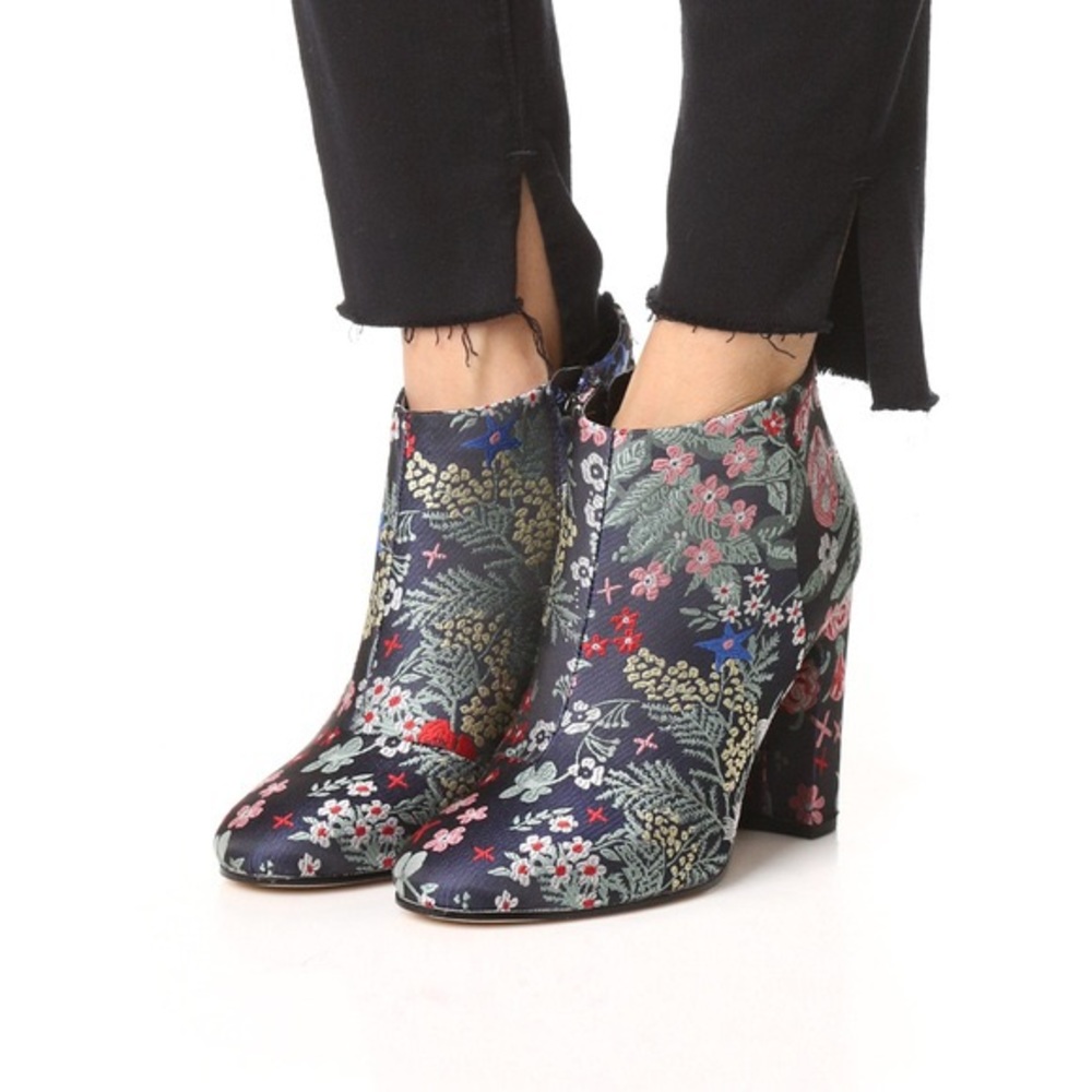 Sam Edelman Campbell floral boots size 7